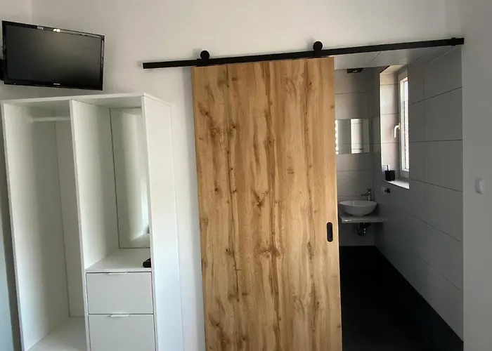 Relax 民宿 奥斯特罗沃