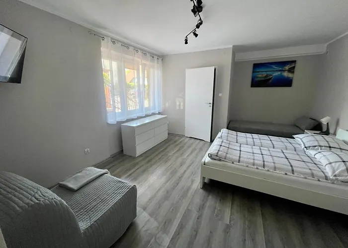 民宿 Relax 奥斯特罗沃